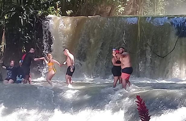 YS Falls & Pelican Bar Tour