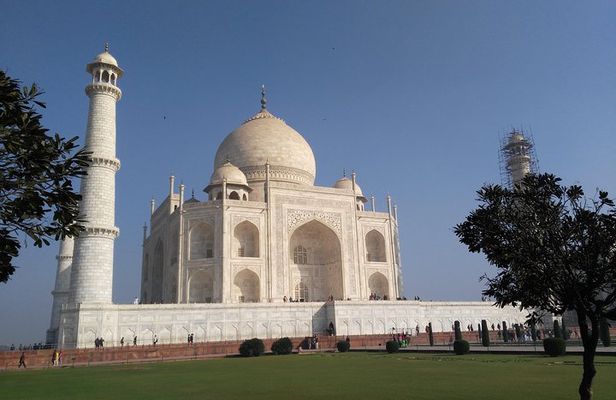 Private Guided Tour Tajmahal and Agra from New Delhi