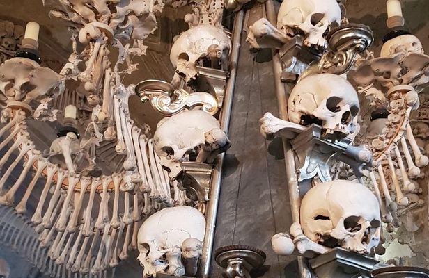 Kutná Hora and Bone church - private tour with PERSONAL PRAGUE GUIDE