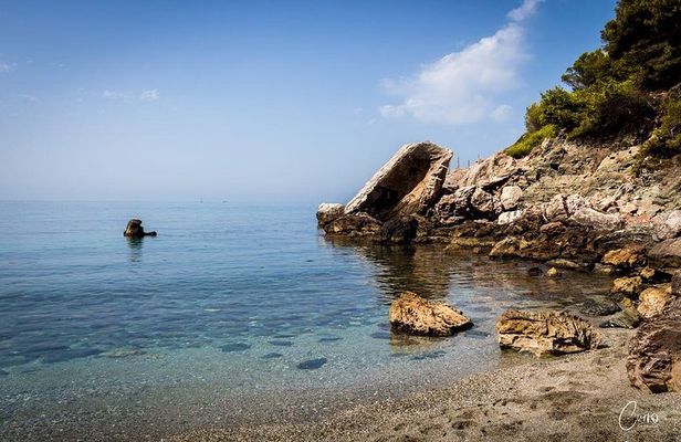 Hiking Natural Beaches & Snorkeling