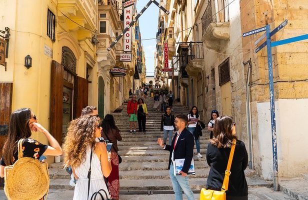 Wonderful Valletta, gastronomy, art, and history in the Mediterranean