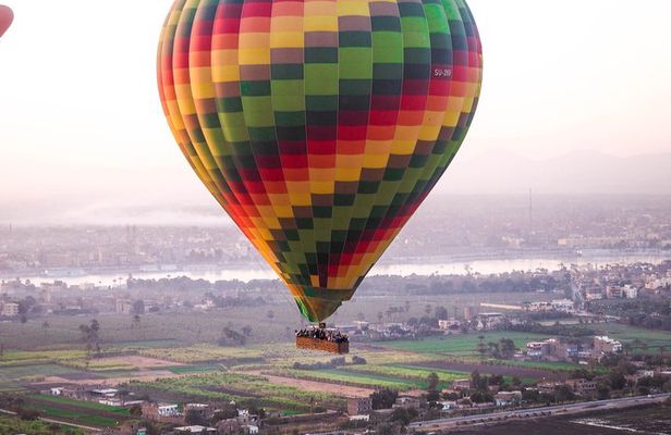 Luxor: Sunrise Hot Air Balloon Ride