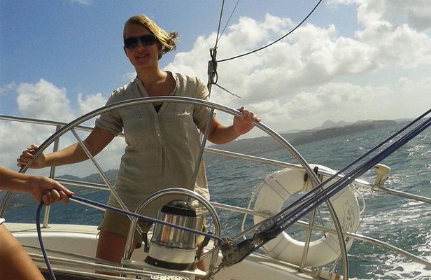 Hands on Sailing Tour in Rodney Bay St Lucia