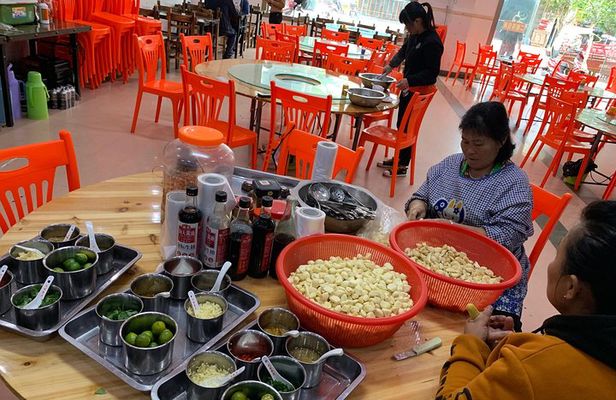 Guided Walking Tour to experience life of a local Hainanese