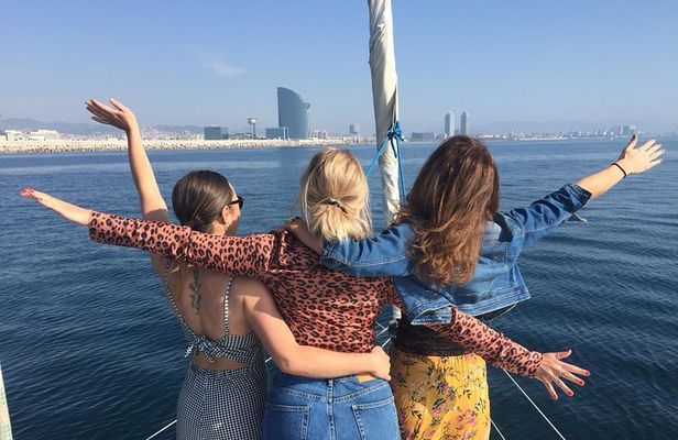 Private Day & Sunset Sailing Experience Drinks Snacks up 12 Guest