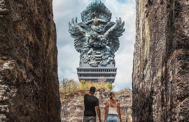 Best Sunset at Uluwatu with Kecak Dance