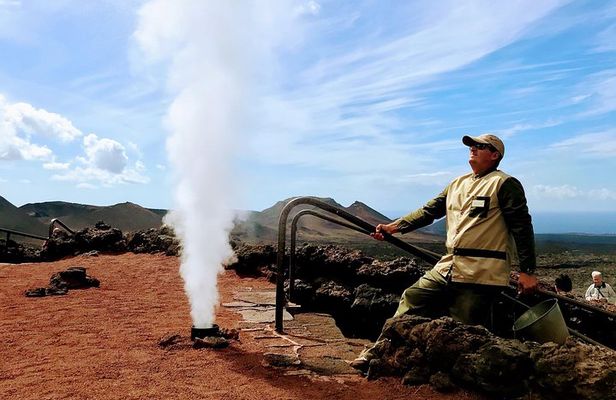 Grand Tour Lanzarote Experience : The Landscape Footprint
