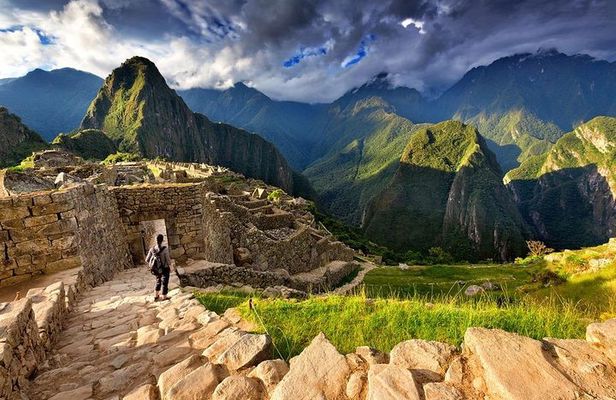 Prívate Tour 6-Day: Cusco || MachuPicchu || Sacred valley || Rainbow Mountain ||