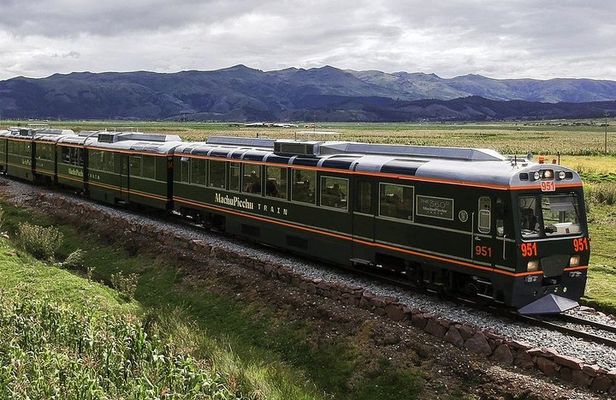Tour To Machupicchu 2 Days by Train