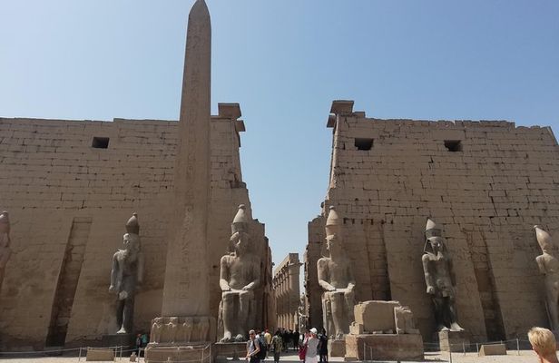 Private trip to Luxor from Hurghada, queens valley and Luxor temple