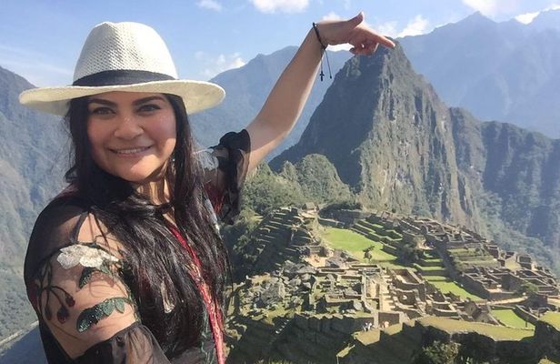 Machu Picchu 1 Day Tour - Vista Dome Train - ALL INCLUSIVE