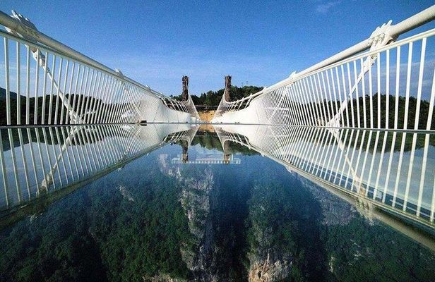 1-Day Private Zhangjiajie Tour to Avatar Mountain & Glass Bridge