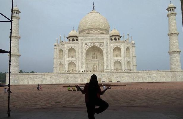 Delhi,Agra & Jaipur Yoga Tour