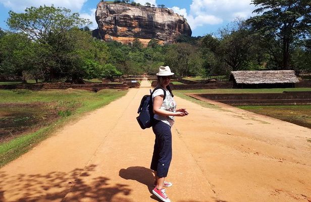 Sigiriya and Dambulla Day Tour from Kandy (All Inclusive)