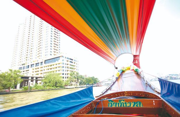 Private Half Day Thonburi Klong and Grand Palace Tour in Bangkok