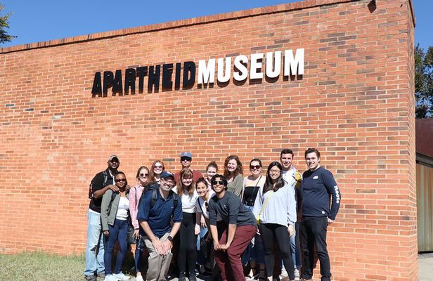 Full-Day Soweto Apartheid Museum & Johannesburg Tour