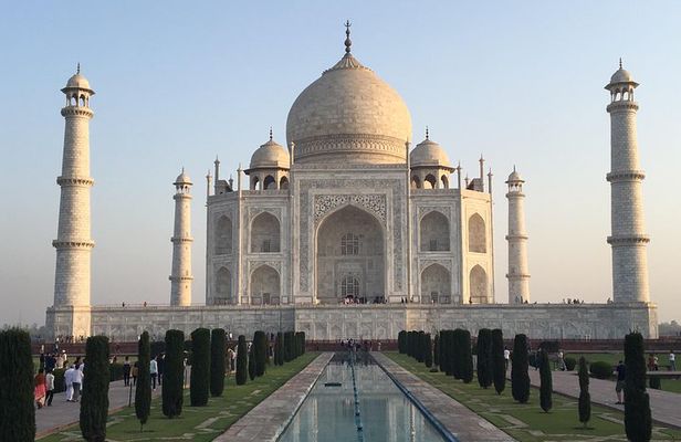 Golden triangle - accompanied 5-day budget tour