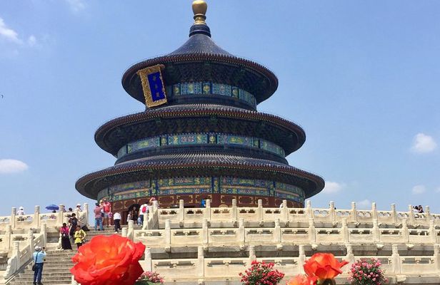 Private Tour to the Temple of Heaven and Tea tasting at the Maliandao Tea city
