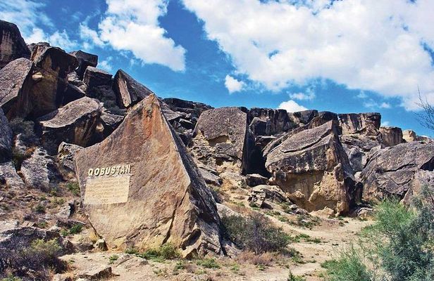 Private Full-Day Gobustan and Absheron Tour