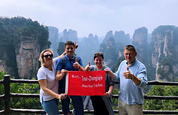 1-Day Private Tour to Zhangjiajie Forest Park & AVATAR Mountain
