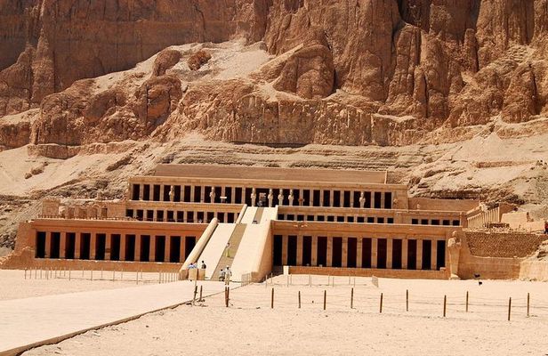 Private Full Day to Luxor with Professional Guide - Hurghada