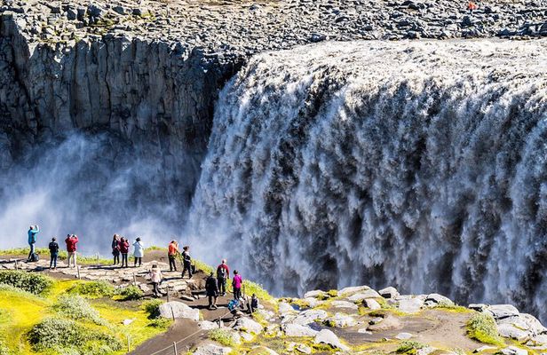 Diamond Circle Day Tour from Akureyri