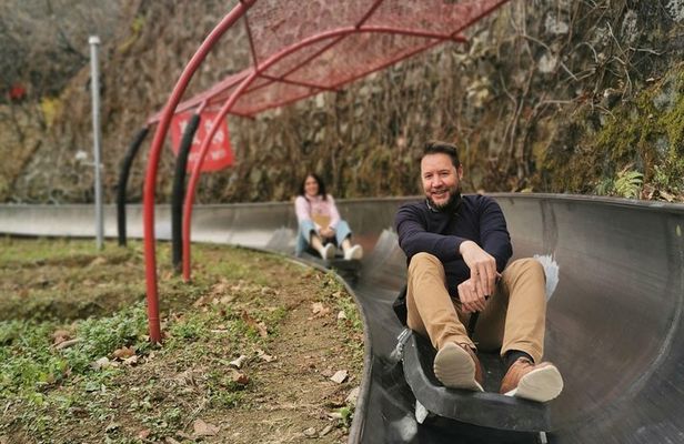 Mutianyu Great Wall Airport Layover Group Guided Tour (9AM-1PM)