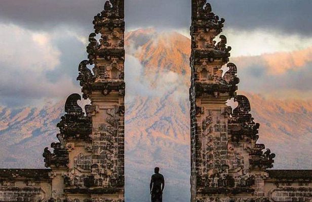 Bali : Lempuyang Gate Heaven,Tirtagangga & Tibumana Waterfall