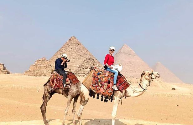 Camel Tour at The Great Pyramids of Giza