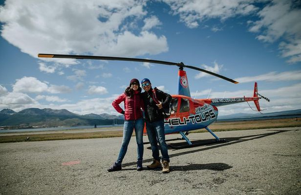 Helicopter flight: Ushuaia from the air - A7
