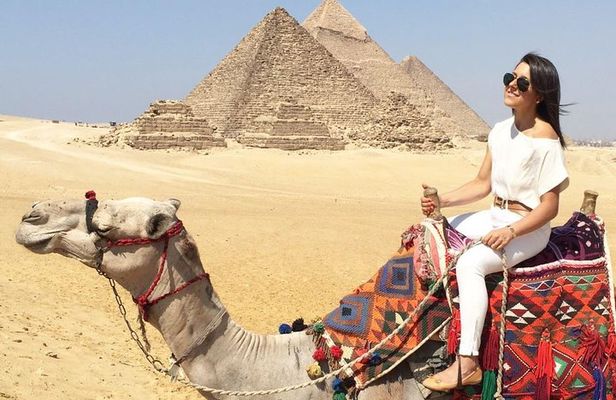 Private Tour: Day Trip to the Pyramids and Sphinx from Cairo