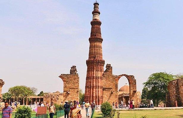 Private City Tour to Old and New Delhi Day Trip