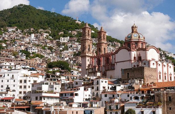 Silver City of Taxco: Full Day Tour from Mexico City