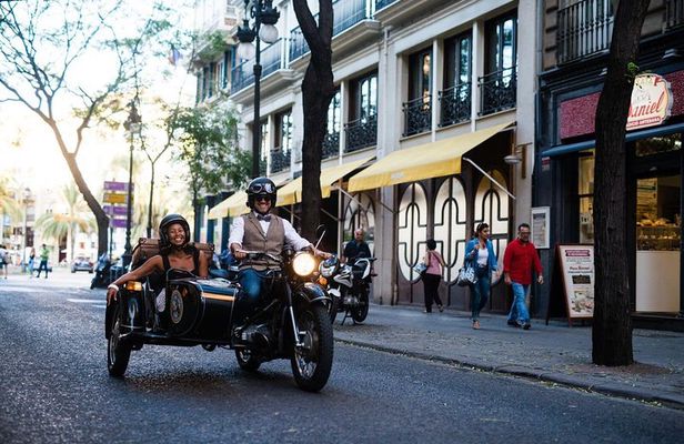 Private Vintage Sidecar Experience in Valencia with a Local Guide