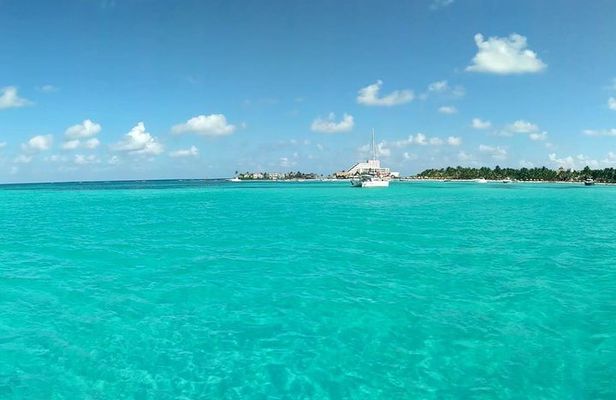 Explore Isla Mujeres: A Customized Private Experience