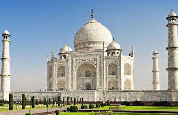Same Day Agra Tour by Car