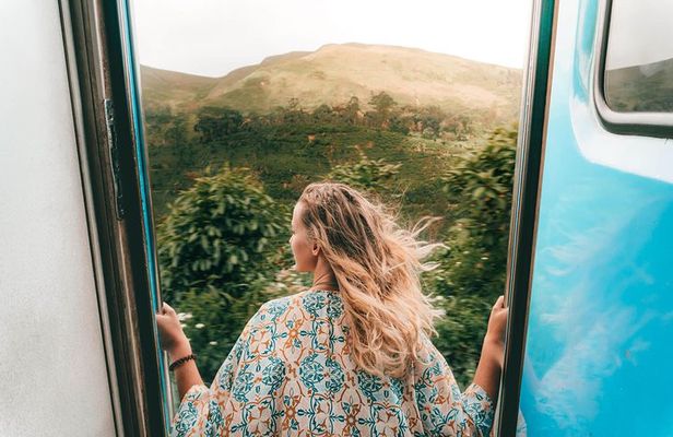 Adisham Bungalow Visit with a Short Scenic Train Journey