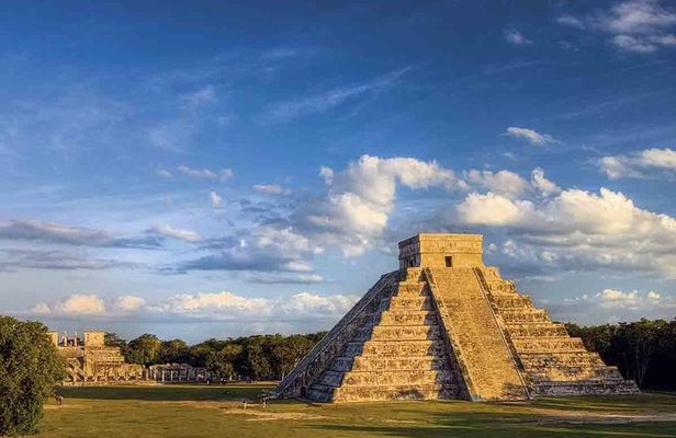 Tour Chichen Itza, Cenote & Valladolid from Playa del Carmen