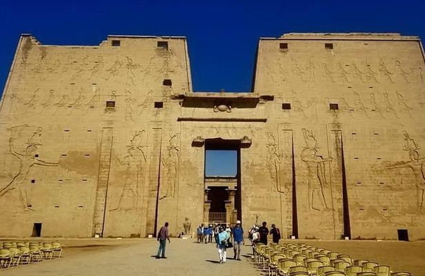 From Luxor: Private Day Trip to Edfu and Kom Ombo