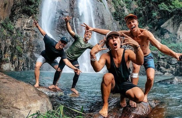 Trekking to The Highest Waterfall in Sri Lanka from Ella
