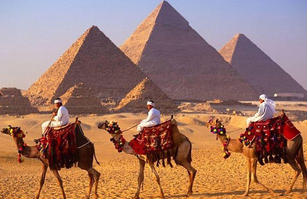 Tour To Giza Pyramids And Egyptian Museum