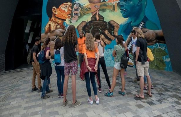 Medellin: Mémoire et Transformation - Une Visite Authentique
