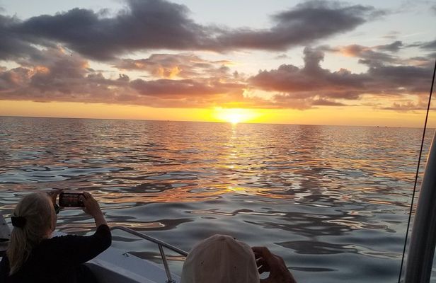 PRIVATE Sunset & Sightseeing Boat Trip of Naples Bay and the Gulf