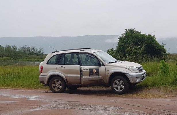 Cool Share Day Akagera Game Drive, Daily Depart, Boat Ride, Lunch