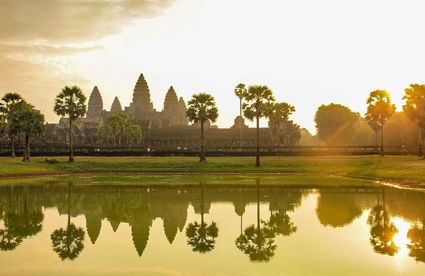 Personalised Angkor Wat Sunrise Off-the-Beaten Track Tour