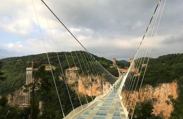 4 Days Zhangjiajie Exciting Tour with Glass Bridge (Classical Boutique Hotel)