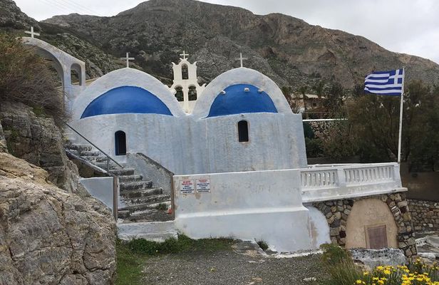 Santorini Blue Domes Private Tour