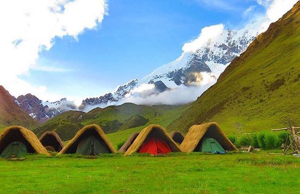 5-Day: Salkantay Trek to Machupicchu and Humantay Lake