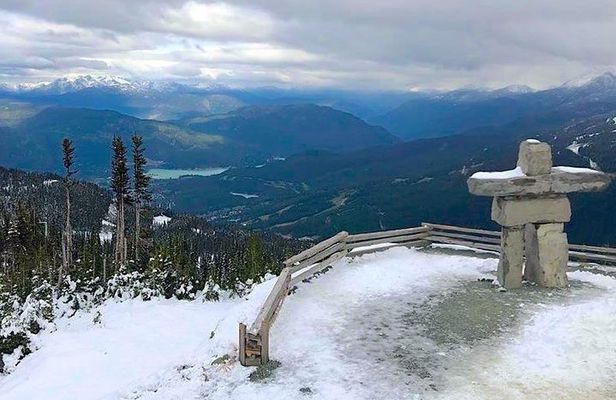 Guided Sightseeing Tour in Vancouver, Shannon Falls and Whistler
