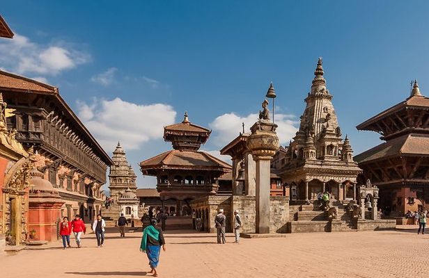 Bhaktapur Sightseeing with Nagarkot Sunset Tour